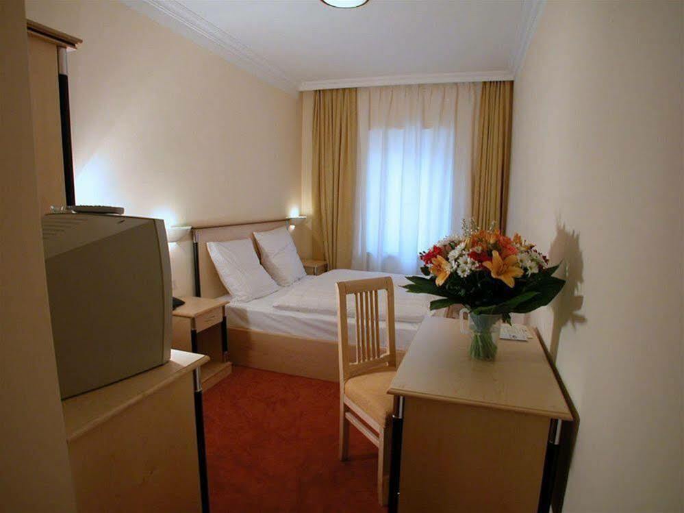Hotel Atlas München Eksteriør bilde