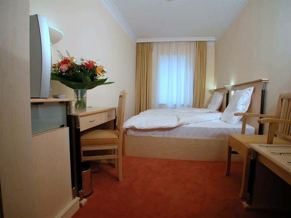 Hotel Atlas München Eksteriør bilde